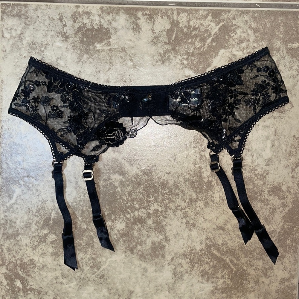 HONEY BIRDETTE BLACK WHITNEY GARTER